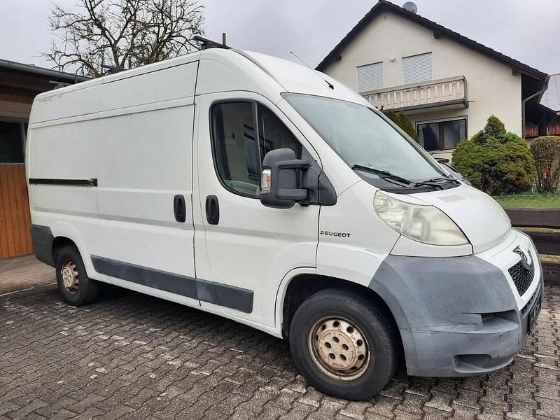 Gebraucht Peugeot Boxer 160 PS (117 kW) 2008 Weiß Van