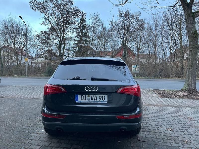 Gebraucht Audi Q5 179 PS (131 kW) 2012 Schwarz SUV