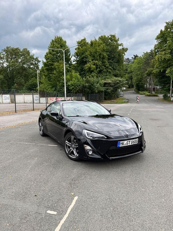 Schwarz Gebraucht 2016 Toyota GT86 GT Coupé | 22.000 € (Guter Preis) - Bild 1/4