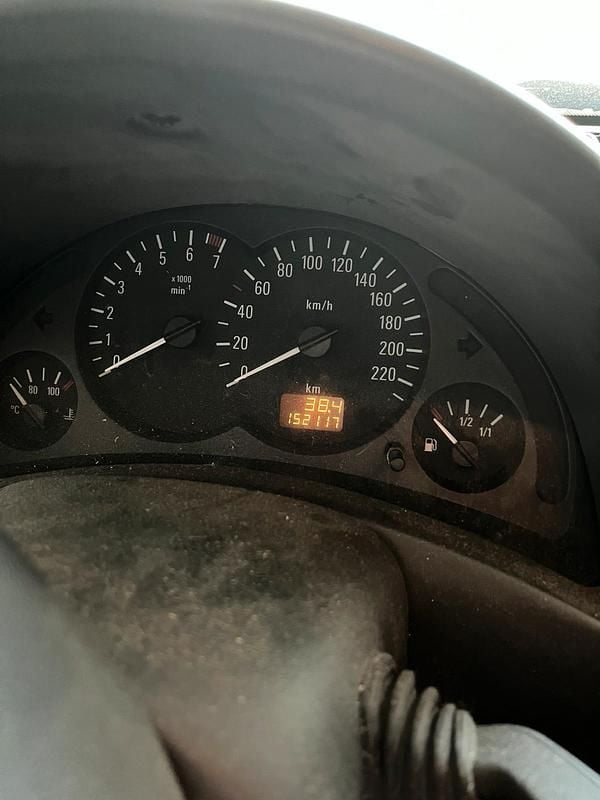 Gebraucht Opel Corsa 60 PS (44 kW) 2002 Rot Kleinwagen