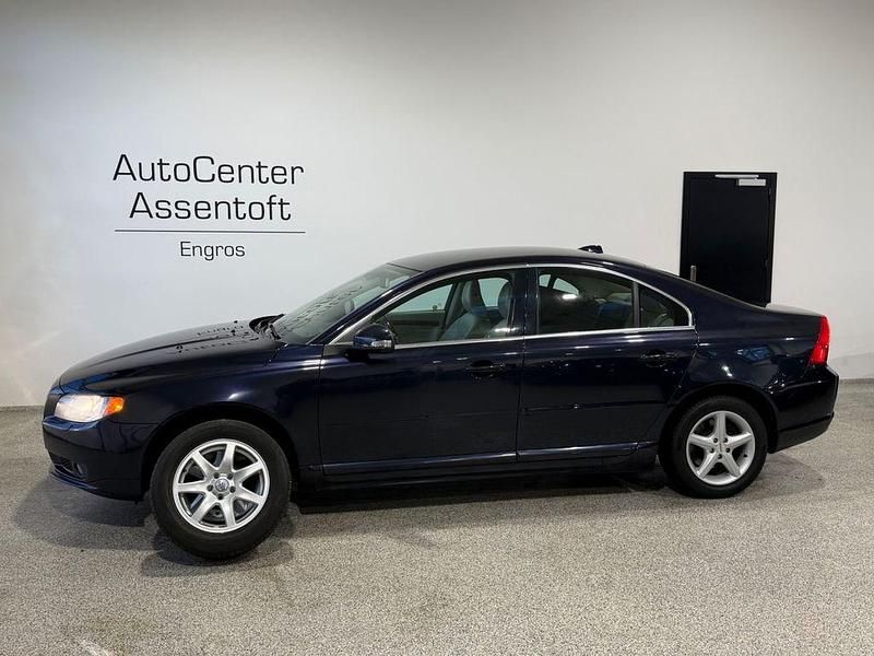 Blau Gebraucht 2006 Volvo S80 Momentum Limousine | 2.500 € (Guter Preis) - Bild 1/3