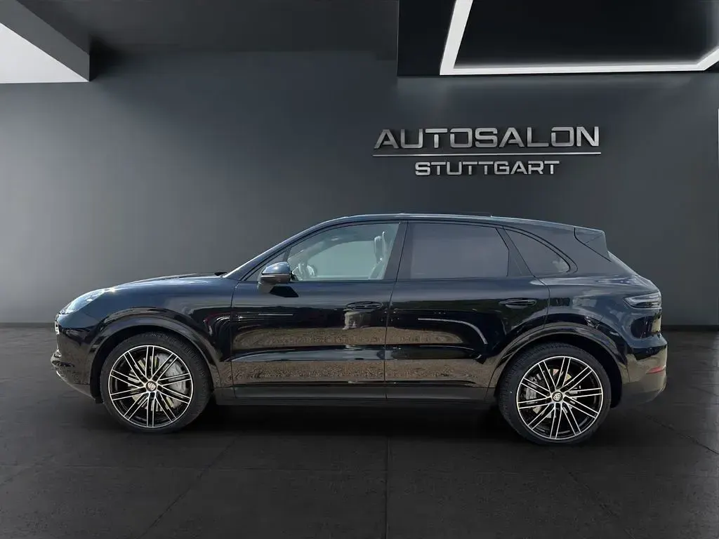 Gebraucht Porsche Cayenne Chrono 441 PS (324 kW) 2018 Schwarz SUV