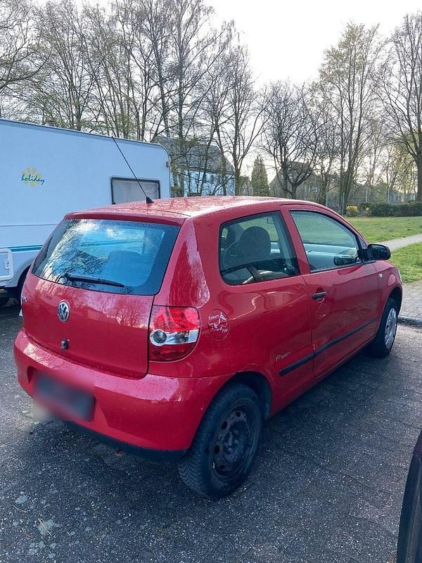 Second-hand VW Fox 55 CP (40 kW) 2008 Roșu Hatchback