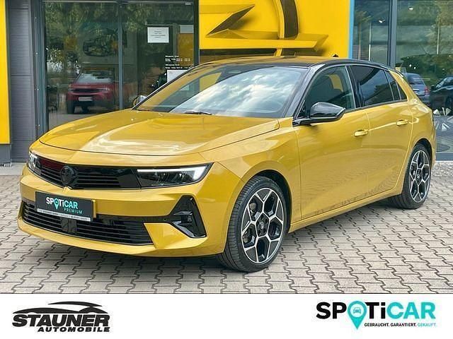 Gelb Gebraucht 2024 Opel Astra GS Line Limousine | 21.480 € (Superpreis) - Bild 1/4
