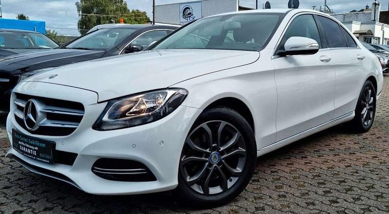 Polarweiss unilack Gebraucht 2014 Mercedes C200 Limousine | 17.998 € (Guter Preis) - Bild 1/4