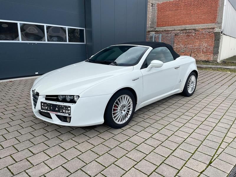 Gebraucht Alfa Romeo Spider 185 PS (136 kW) 2008 Weiß Cabrio