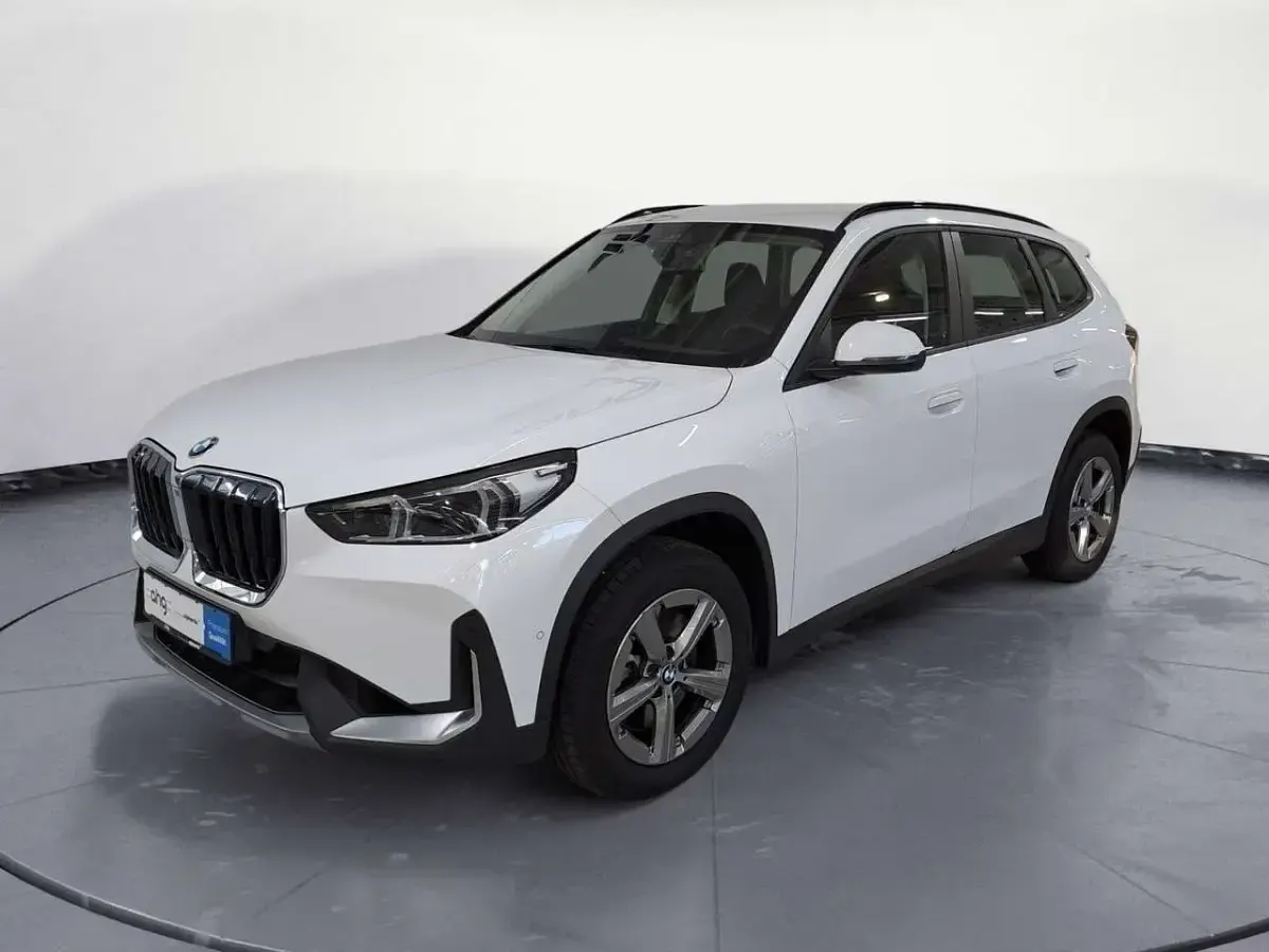 Gebraucht BMW X1 Sport Line 218 PS (160 kW) 2023 Weiß SUV
