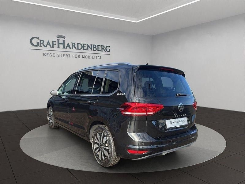 Gebraucht VW Touran Goal 150 PS (110 kW) 2025 Schwarz Van / Kleinbus