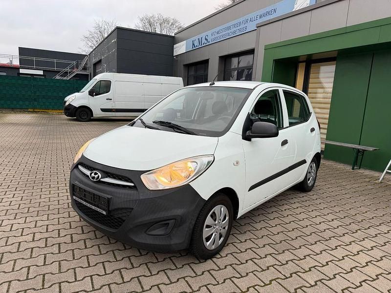 Weiß Gebraucht 2012 Hyundai i10 Classic Kleinwagen | 2.800 € (Guter Preis) - Bild 1/4
