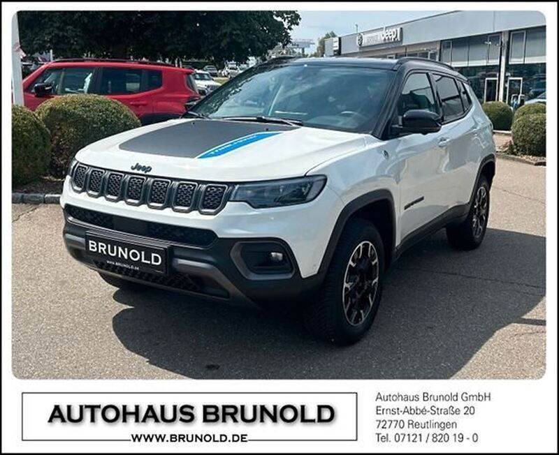 Alpine white Gebraucht 2023 Jeep Compass Trailhawk SUV | 34.900 € (Guter Preis) - Bild 1/4