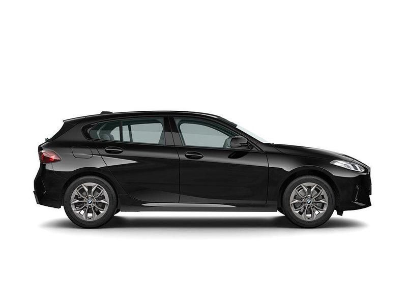 Neu BMW 120 Sport Line 156 PS (114 kW) 2025 Schwarz Kleinwagen