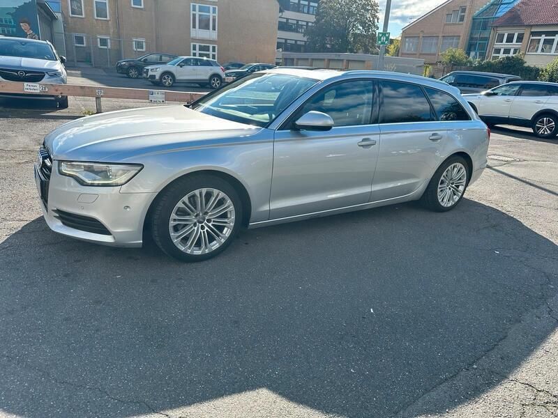 Silber Gebraucht 2012 Audi A6 Kombi | 9.900 € (Teuer) - Bild 1/4