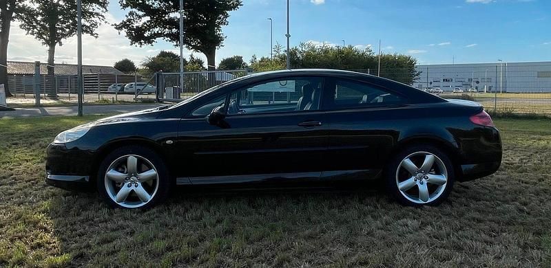 Gebraucht Peugeot 407 Coupe 225 PS (165 kW) 2010 Schwarz Coupé