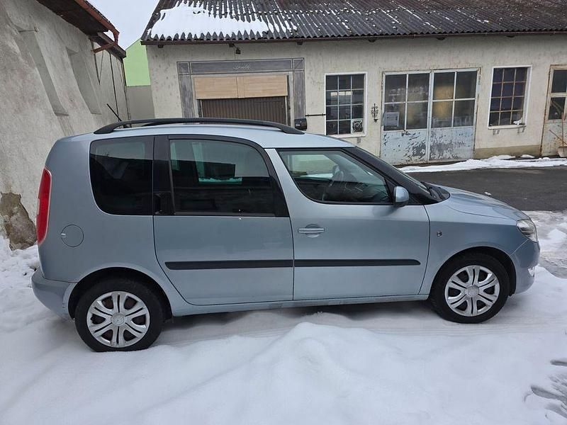 Gebraucht Skoda Roomster Ambition 105 PS (77 kW) 2012 Blau Van / Kleinbus