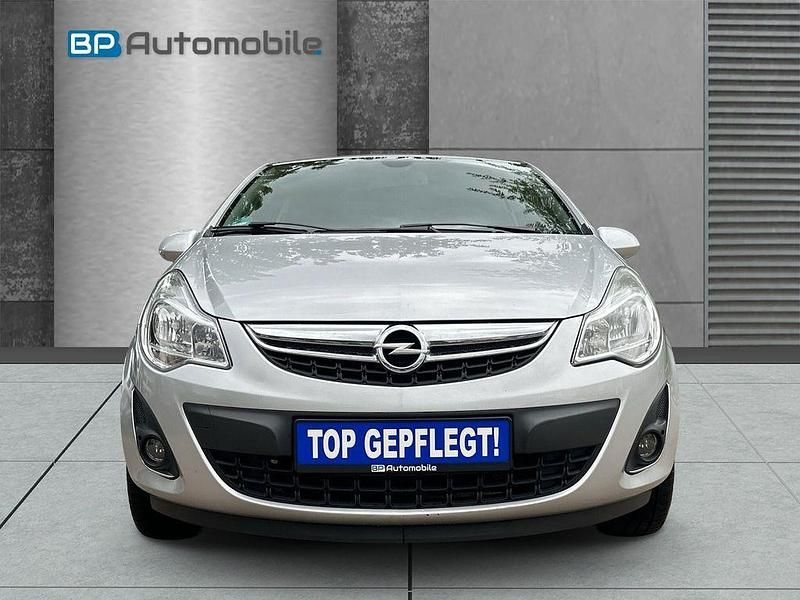 Gebraucht Opel Corsa Active 87 PS (63 kW) 2014 Silber Kleinwagen