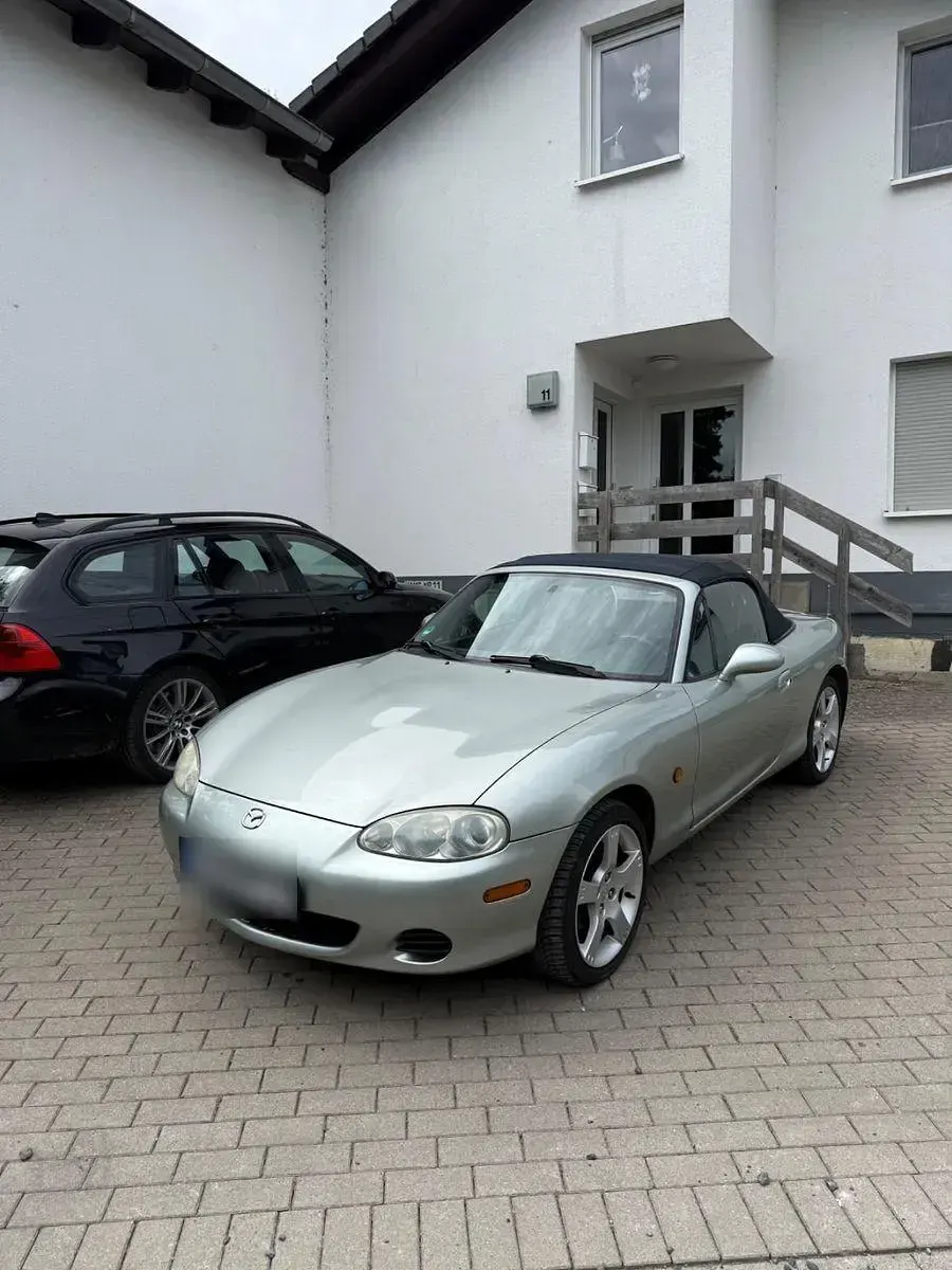 Gebraucht Mazda MX5 Edition 110 PS (80 kW) 2004 Silber Cabrio