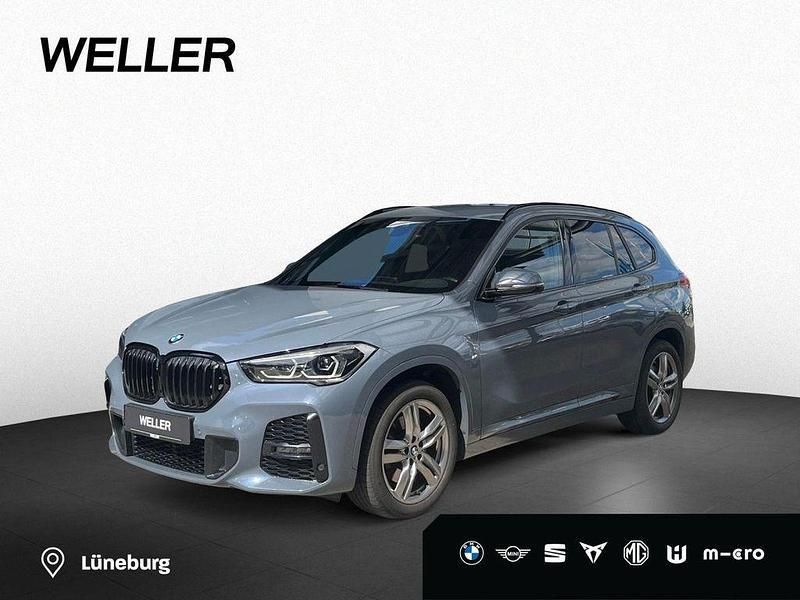 Grau Gebraucht 2022 BMW X1 Performance SUV | 31.490 € (Etwas zu teuer) - Bild 1/4