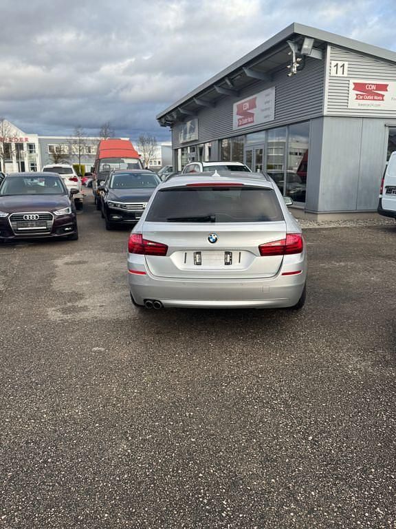 Gebraucht BMW 525 Comfort Edition 218 PS (160 kW) 2015 Silber Kombi