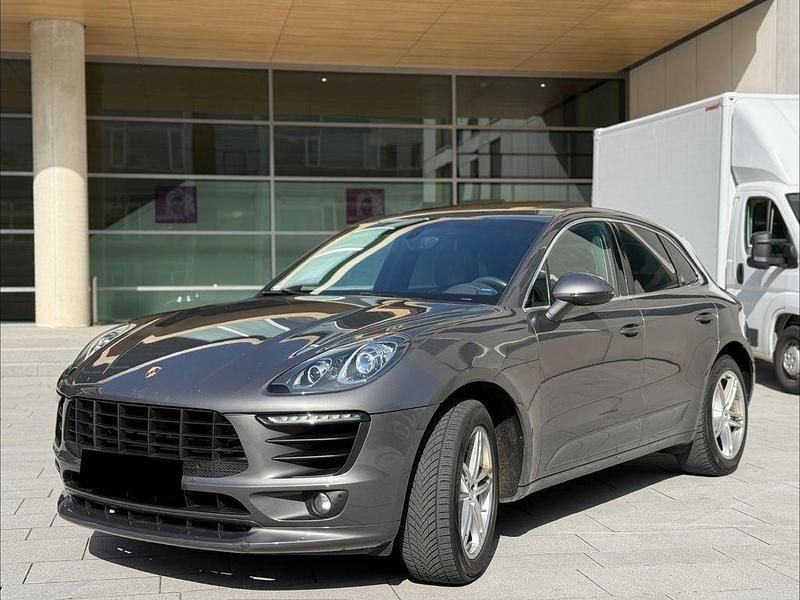 Gebraucht Porsche Macan S 258 PS (189 kW) 2015 Grau SUV