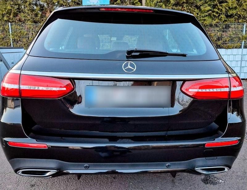 Gebraucht Mercedes 220 194 PS (142 kW) 2017 Schwarz Kombi