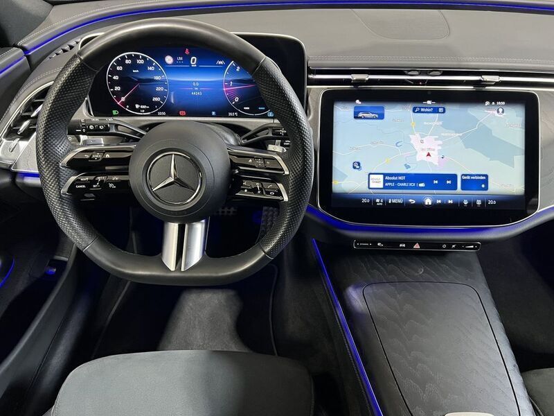 Gebraucht Mercedes E220 AMG 197 PS (144 kW) 2024 Weiß, Kombi