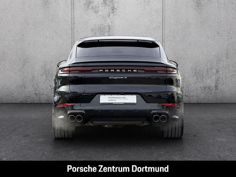 Gebraucht Porsche Cayenne S 475 PS (349 kW) 2024 Schwarz SUV