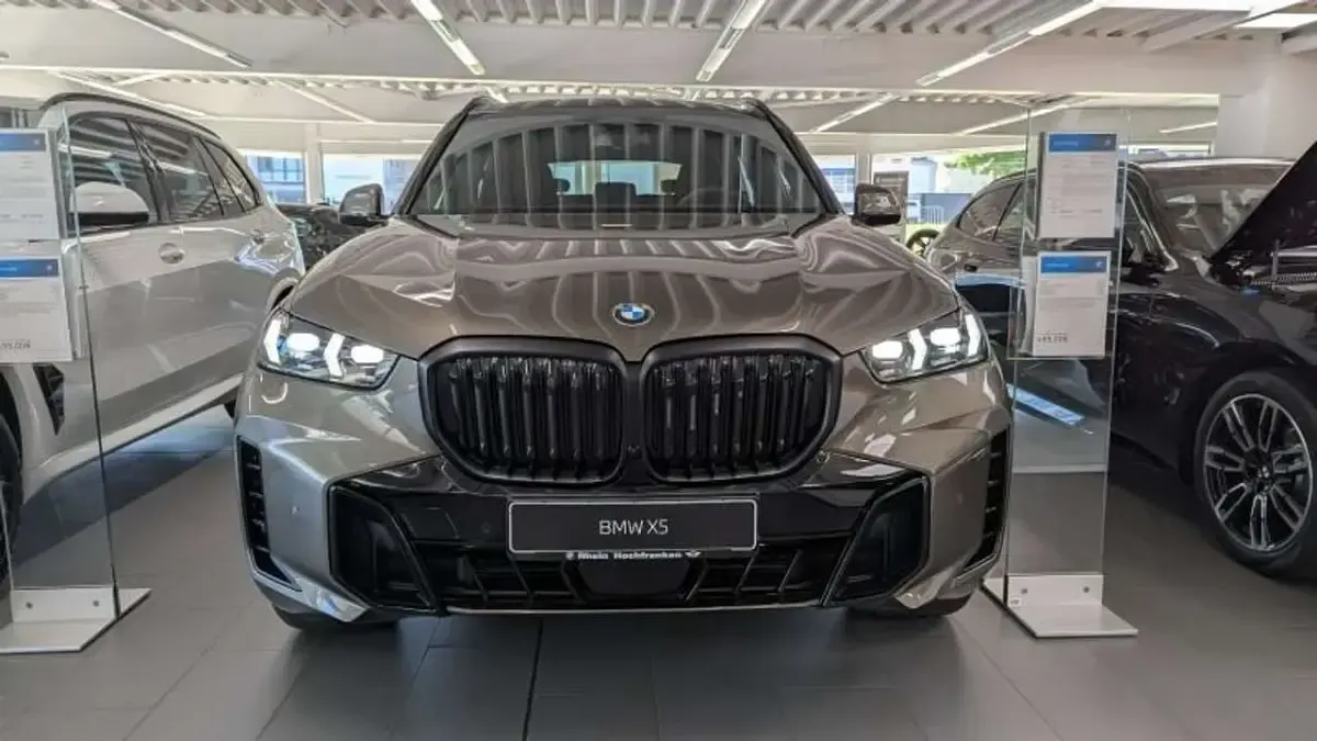 Neu BMW X5 M Sport 298 PS (219 kW) 2026 Other SUV