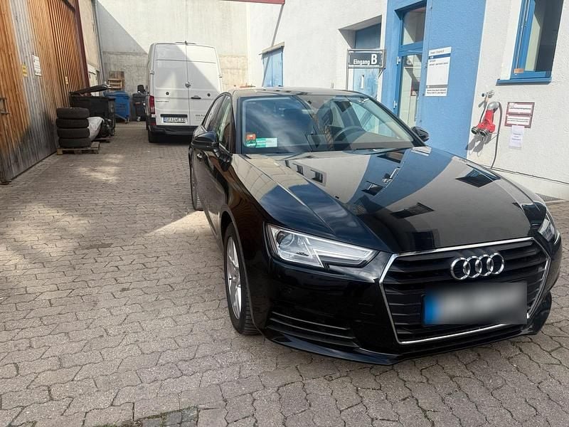 Gebraucht Audi A4 150 PS (110 kW) 2017 Schwarz Limousine