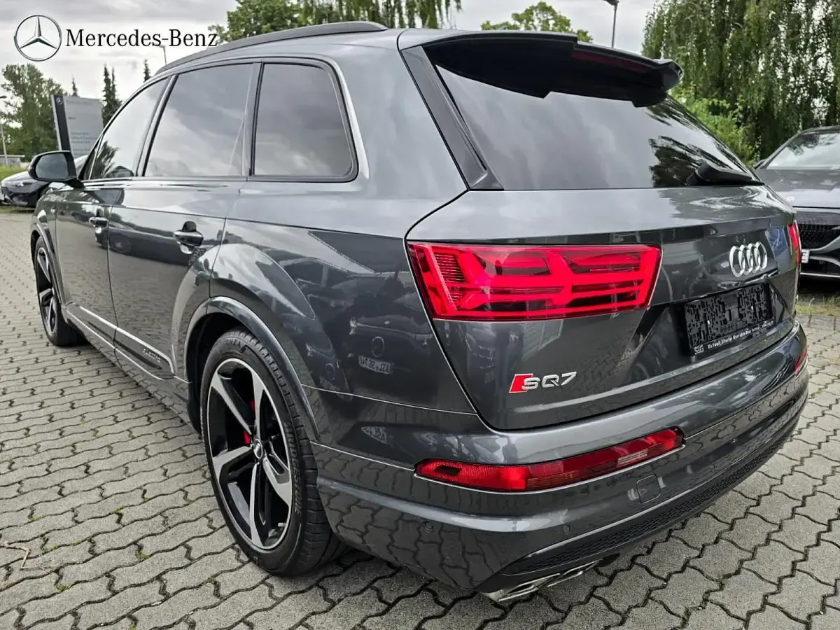 Gebraucht Audi SQ7 Ambiente 435 PS (319 kW) 2017 Daytonagrau perleffekt SUV