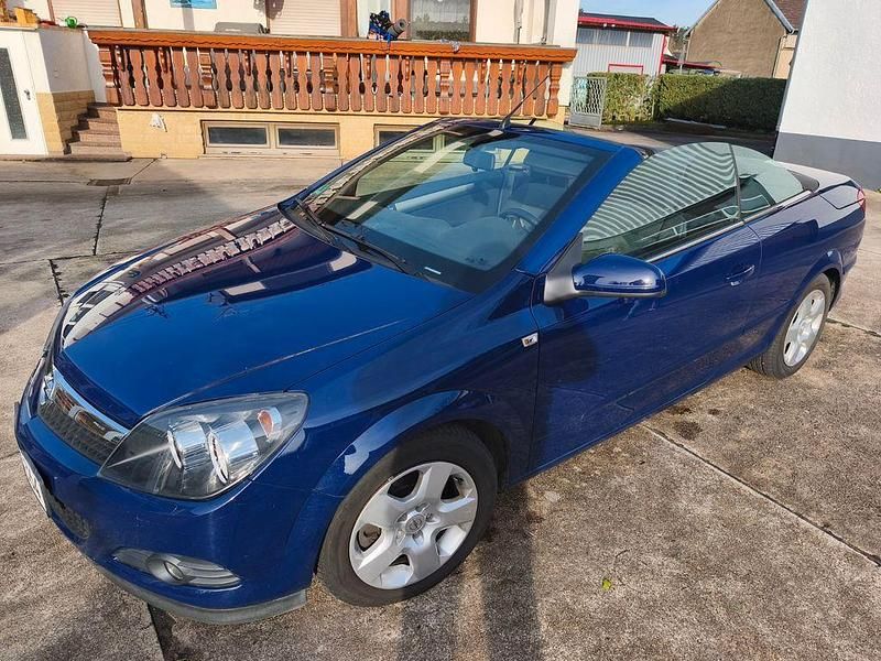 Blau Gebraucht 2007 Opel Astra Cabriolet Cosmo Cabrio | 3.500 € (Fairer Preis) - Bild 1/4