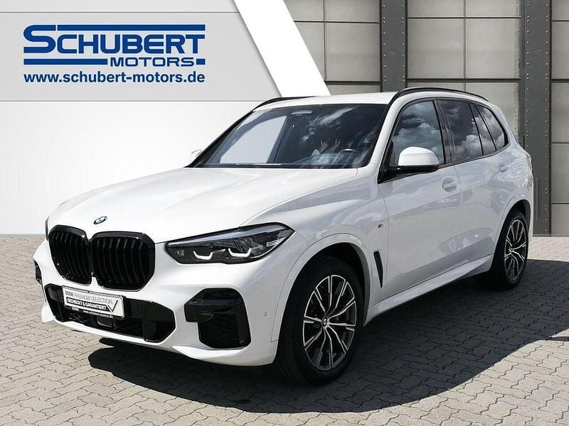 Weiß Gebraucht 2022 BMW X5 Efficient Dynamics SUV | 50.490 € (Guter Preis) - Bild 1/4