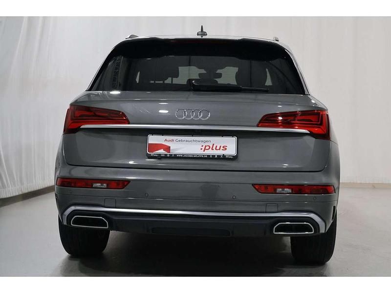 Gebraucht Audi Q5 S-Line 163 PS (119 kW) 2023 Chronosgrau metallic SUV