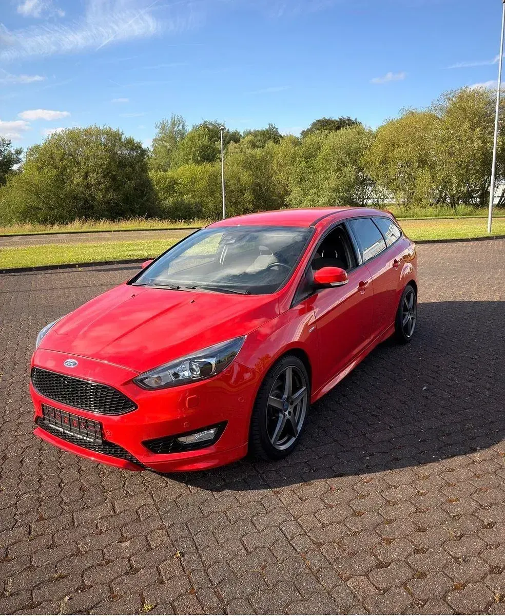 Gebraucht Ford Focus ST-Line 150 PS (110 kW) 2018 Rot Kombi