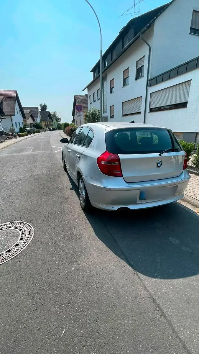 Gebraucht BMW 116 115 PS (84 kW) 2007 Silber Kleinwagen
