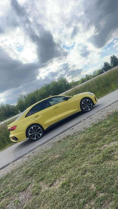 Gebraucht Audi A3 Ambiente 150 PS (110 kW) 2023 Limousine