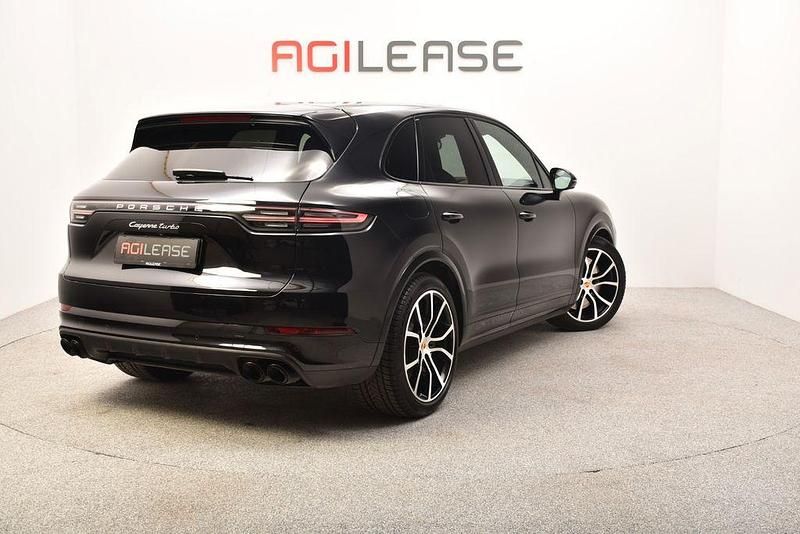 Gebraucht Porsche Cayenne Turbo 549 PS (403 kW) 2018 Schwarz SUV
