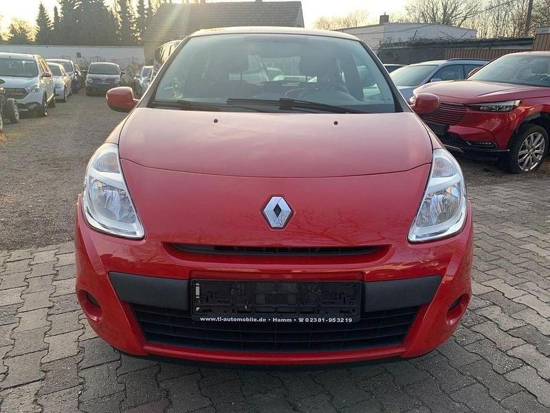 Gebraucht Renault Clio III 75 PS (55 kW) 2014 Rot