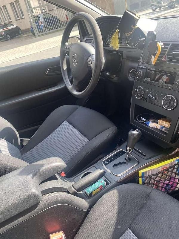 Gebraucht Mercedes A150 Classic 95 PS (69 kW) 2006 Limousine