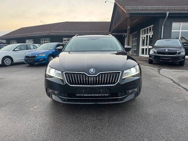 Gebraucht Skoda Superb Style 190 PS (139 kW) 2018 Schwarz Kombi