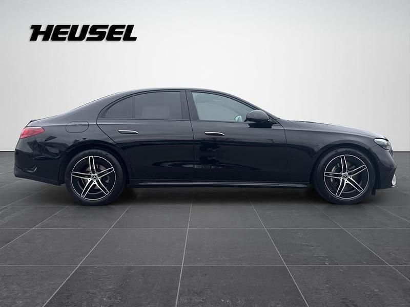 Gebraucht Mercedes E200 AMG 204 PS (150 kW) 2024 Schwarz Limousine