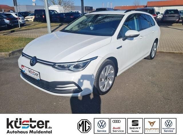 Gebraucht VW Golf VIII Style 150 PS (110 kW) 2022 Weiß Kombi