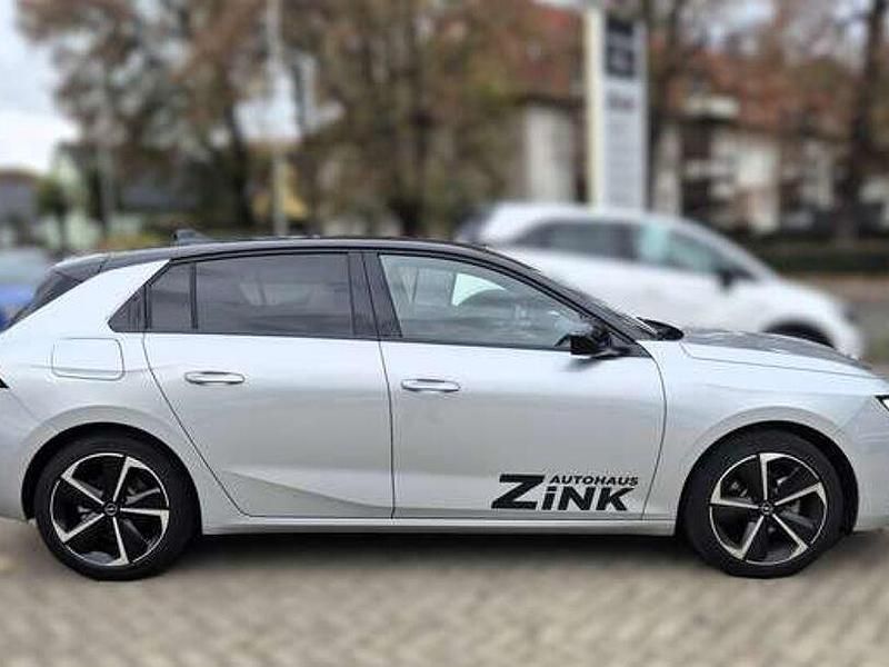 Gebraucht Opel Astra 131 PS (96 kW) 2025 Kristall silber Kleinwagen