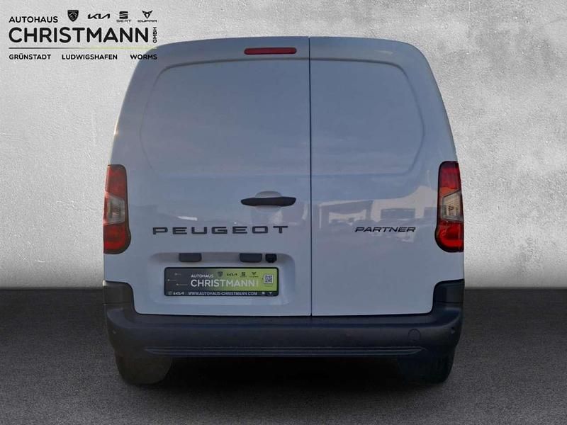 Neu Peugeot Partner 102 PS (75 kW) 2025 Weiß Van / Kleinbus