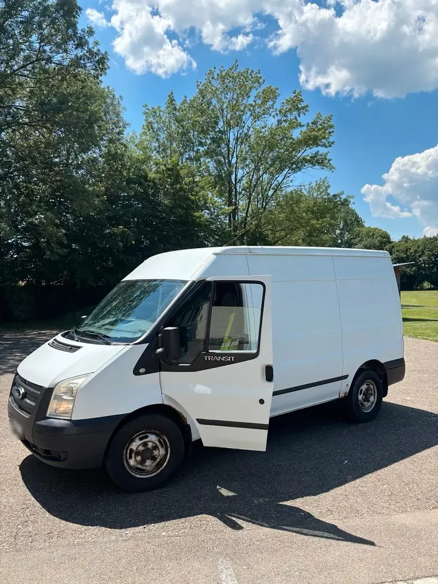 Gebraucht Ford Transit 101 PS (74 kW) 2013 Weiß Van / Kleinbus