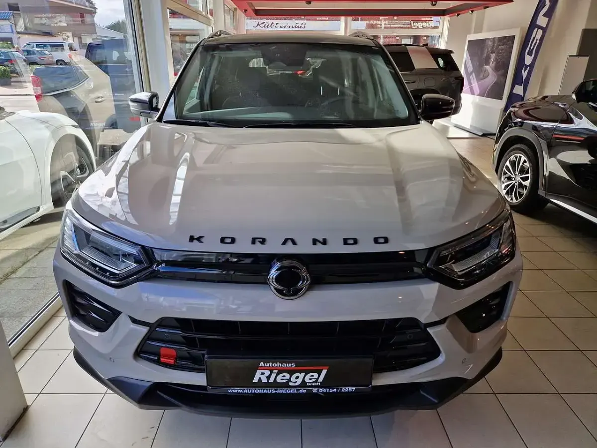 Neu SsangYong Korando 163 PS (119 kW) 2026 Latte greige SUV