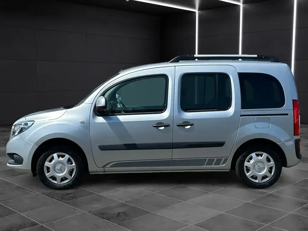Gebraucht Mercedes Citan 111 Edition 116 PS (85 kW) 2020 Helvinsilber metallic Kombi