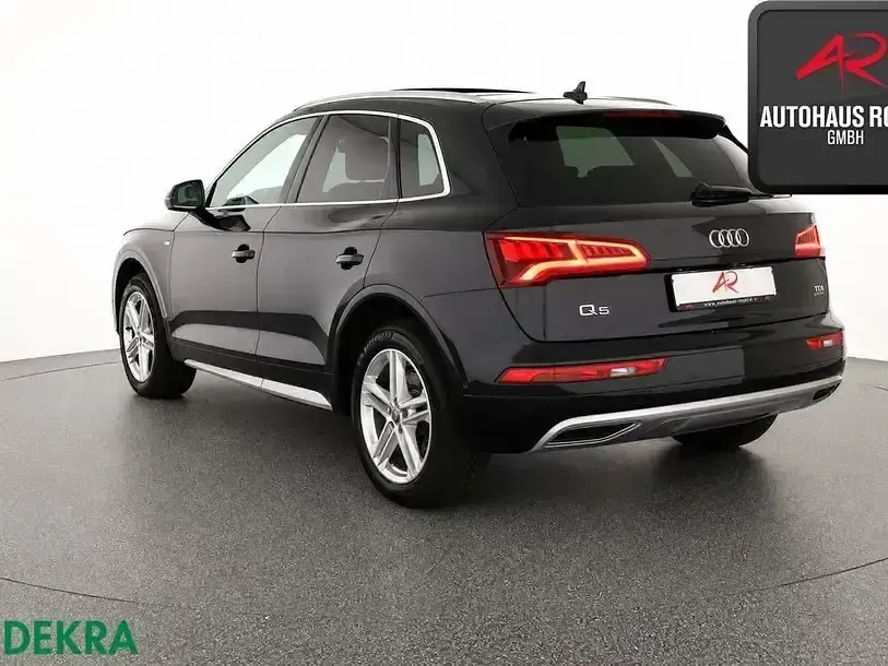 Gebraucht Audi Q5 S-Line 286 PS (210 kW) 2018 Mythosschwarz SUV