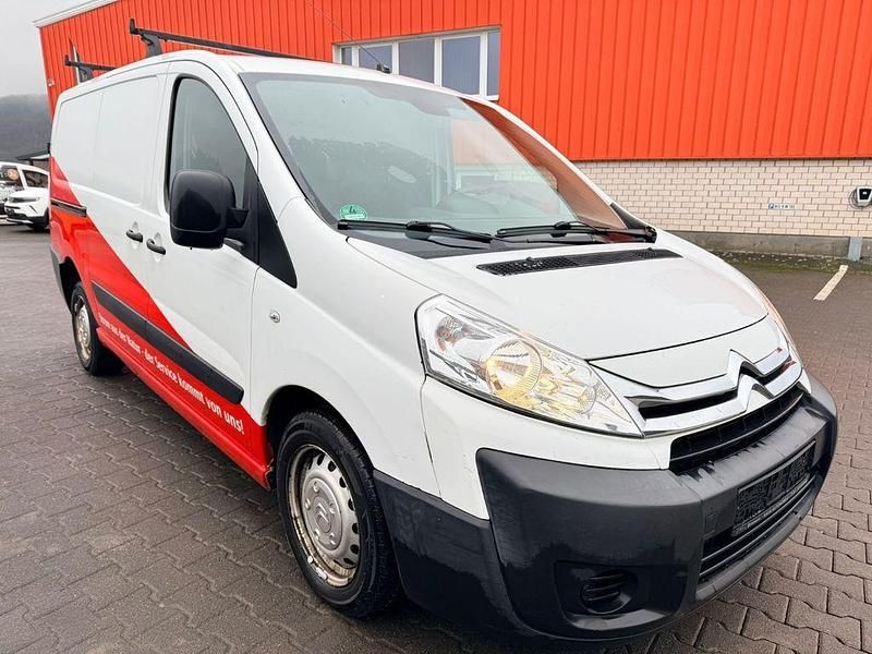 Weiß Gebraucht 2015 Citroën Jumpy Van / Kleinbus | 6.500 € (Fairer Preis) - Bild 1/4