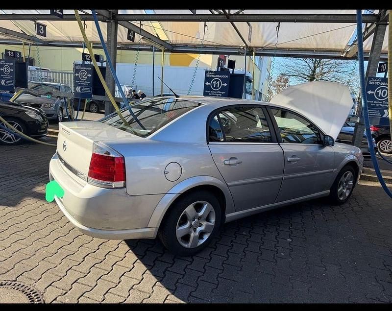 Gebraucht Opel Vectra 140 PS (102 kW) 2007 Silber Limousine