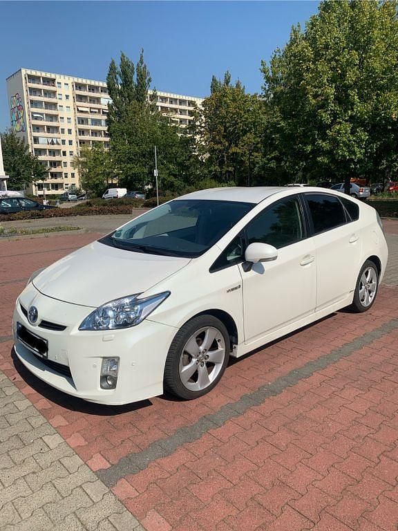 Weiß Gebraucht 2010 Toyota Prius Executive Kleinwagen | 10.200 € (Fairer Preis) - Bild 1/4